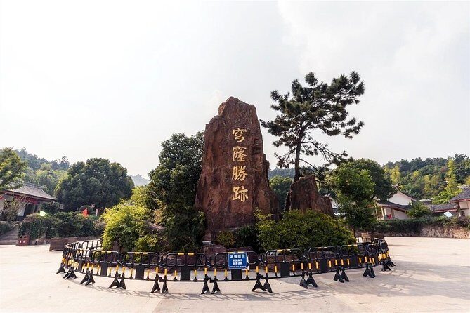 Private Tour to Hike on Qionglong Mountain with Vegetarian Noodles & Tea Tasting - The Itinerary Breakdown: What to Expect