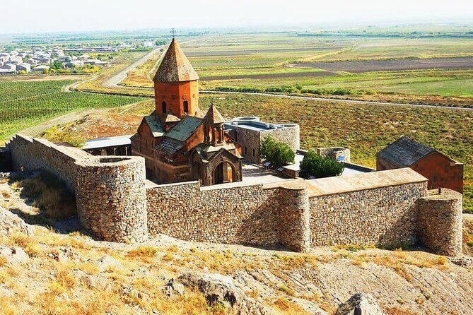 Private Tour to Khor Virap, ancient Areni cave or Areni winery, Noravank - FAQs