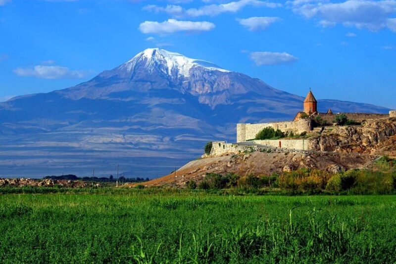 Private Tour to Khor Virap, Noravank, and Areni, Birds cave - Discovering Khor Virap: The View and the Significance