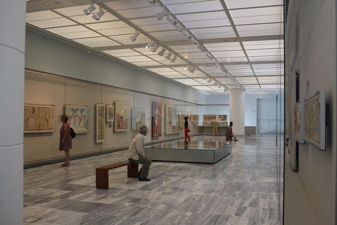 Private Tour to Knossos and Archaeological Museum or Shopping from Heraklion - Key Points