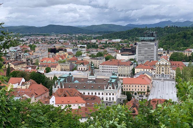 Private tour to Ljubljana, Postojna Cave & Predjama castle from Zagreb - Who Should Consider This Tour?