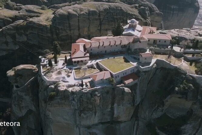 Private tour to Meteora with a Pickup - An In-Depth Look at the Meteora Private Tour