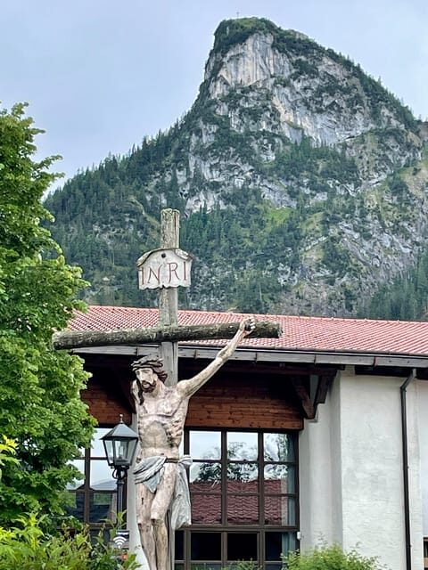 Private tour to Neuschwanstein castle from Munich - Inside and Outside Neuschwanstein: A Fairytale Experience