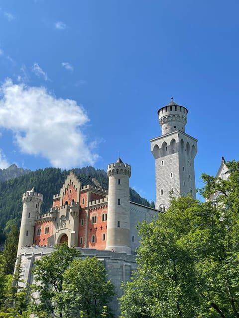 Private tour to Neuschwanstein castle from Munich - Return to Munich: Relaxed and Satisfied