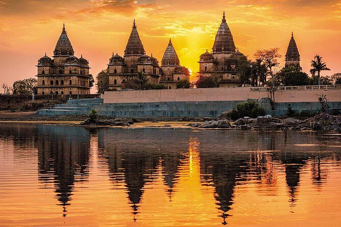Private Tour to Orchha From Khajuraho - Key Points