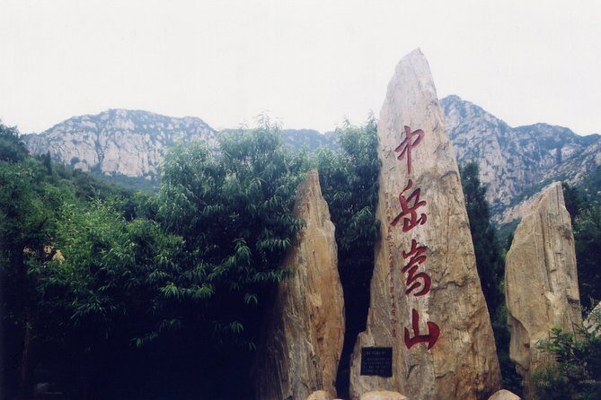 Private tour to Shaolin Monastery & Longmen Grottoes from Xi'an by Bullet Train - Longmen Grottoes: The Magnificent Carved Cliffs