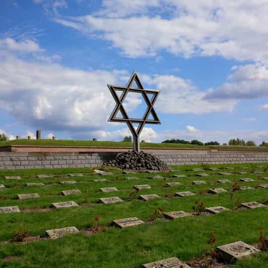Private Tour to Terezin Concentration Field - Key Points
