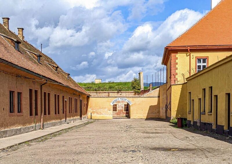 Private Tour to Terezin Concentration Field - FAQ