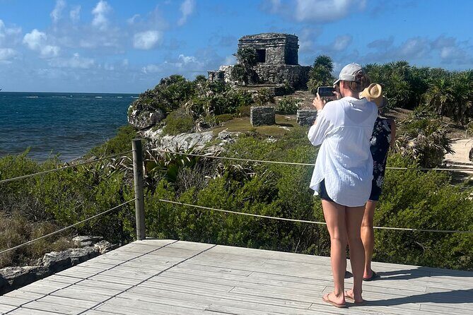 Private Tour to Tulum and Swimming with Turtles in Akumal - Key Points