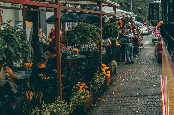 Private Tour to Xochimilco, Coyoacan and Frida Kahlo Museum - Authentic Experiences and Authenticity