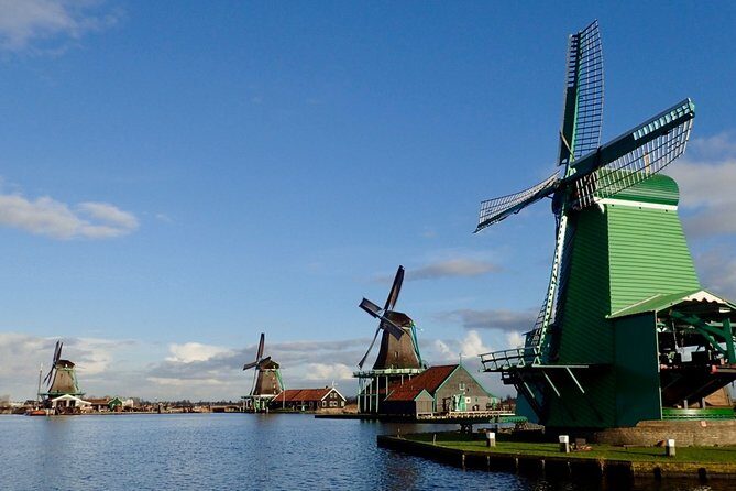 Private Tour to Zaanse Schans, Volendam & Marken 6 hrs 1-15 pers - What Makes This Tour Stand Out?