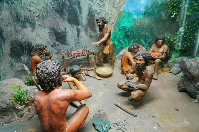 Private Tour: UNESCO Archaeological Heritage Of The Lenggong Valley from Ipoh - Cultural and Educational Stops: Museums and Geopark