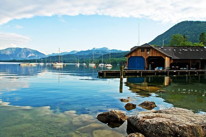 Private Tour Vienna to Salzburg via Wachau & Lake District - Lake District Highlights