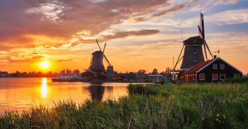 Private Tour Zaanse Schans Windmills, Volendam & Marken - Practical Details and What to Expect