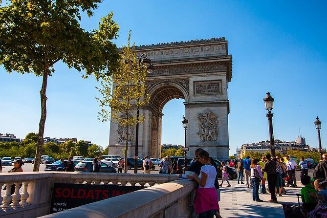 Private tourist guide in Paris! Book your official guide! - Authentic Experiences and Insider Tips