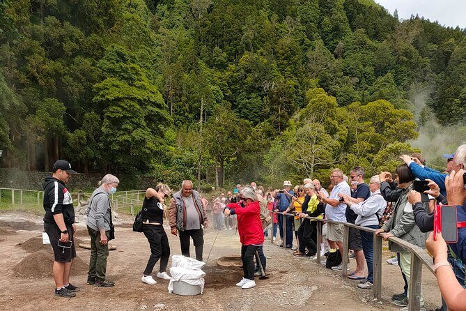 Private Tours Best spots (views) in So Miguel Island - Who Is This Tour Perfect For?