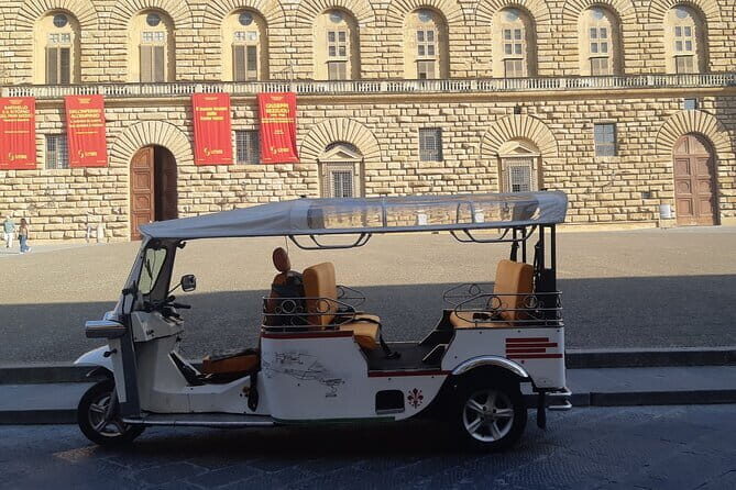 Private Tours of Florence in Golf cart Etuktuk Minimum2 - Introduction