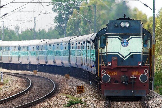 Private Train Station Transfer :- From Jaipur Train Station to Hotel - Introducing the Jaipur Train Station Private Transfer