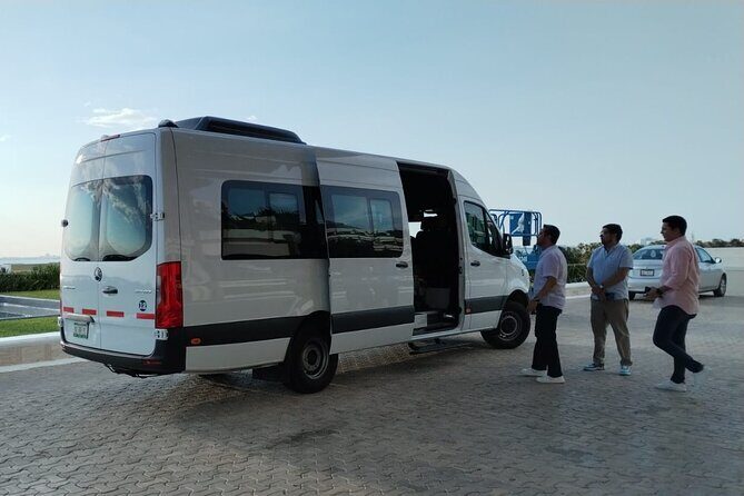 Private transfer airport Cancun hotels Cancun 1 to 8 people - The Booking and Meeting Process