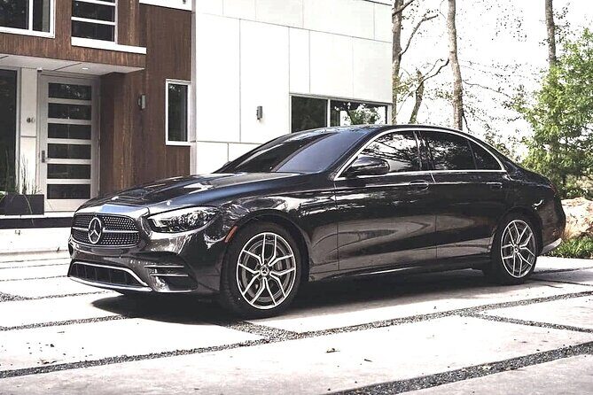 Private Transfer: Airport LAS to Las Vegas By Business Car - Key Points