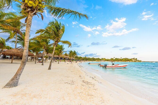 Private Transfer: Akumal to Cancun Airport CUN in SUV - An In-Depth Look at the Transfer Experience