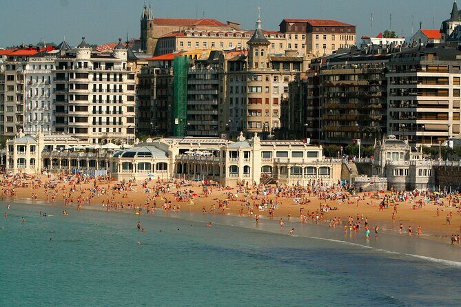 Private transfer: Barcelona to San Sebastian, 2h Stop in Pamplona - A Detailed Look at the Private Transfer Experience