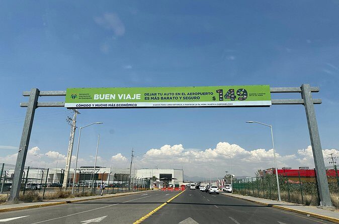 Private transfer between Leon BJX Airport and Guanajuato City - Final Thoughts: Who Should Book This Service?