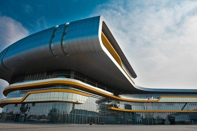 Private Transfer between Shanghai Auto Museum and City Hotels - What to Expect from the Transfer Service