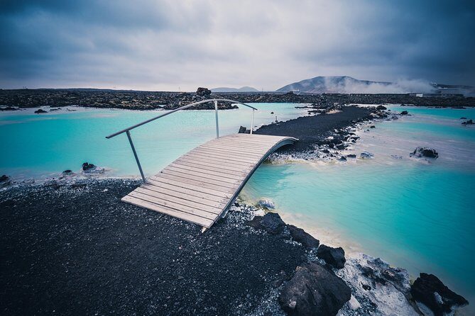 Private transfer Blue Lagoon relaxation round trip (entrance fee not included) - An In-Depth Look at the Blue Lagoon Private Transfer Experience