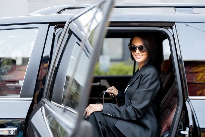 Private Transfer: Calgary Airport to Fairmont Banff Spring Hotel - First Impressions: Booking and What to Expect