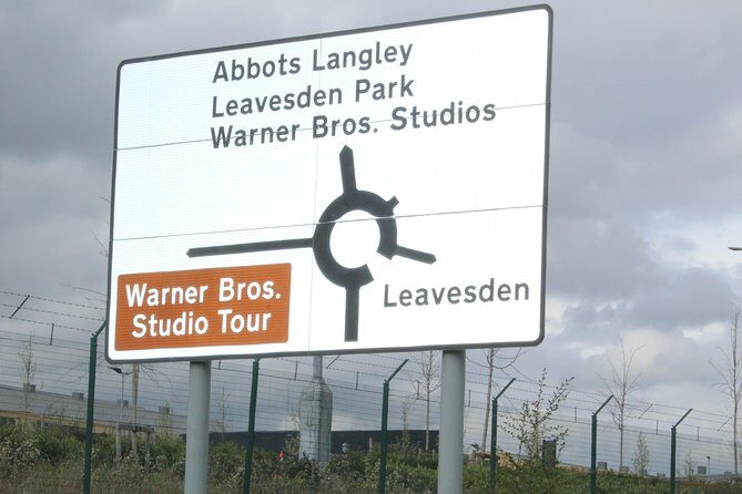 Private Transfer: Central London to Harry Potter Warner Bros Studio in Leavesden - Who Should Use This Service?