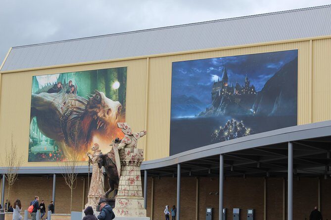 Private Transfer: Central London to Harry Potter Warner Bros Studio in Leavesden - The Sum Up