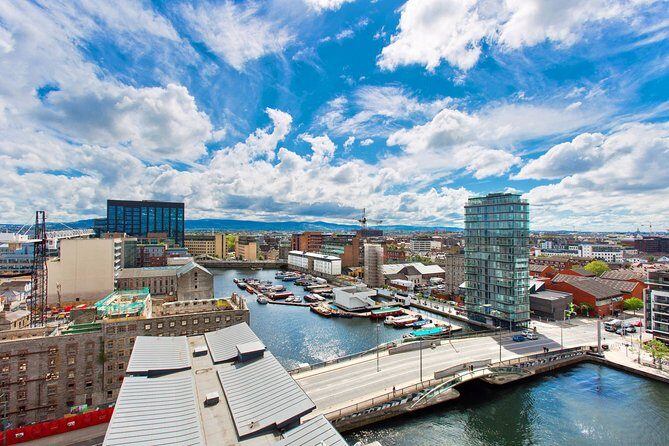 Private Transfer: Dublin Airport DUB to Dublin in Business Car - Seamless Arrival with Pre-Booking