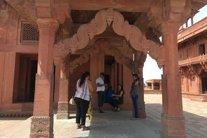 Private Transfer From Agra To Jaipur with Fatehpur Sikri - Who Should Book This Tour?