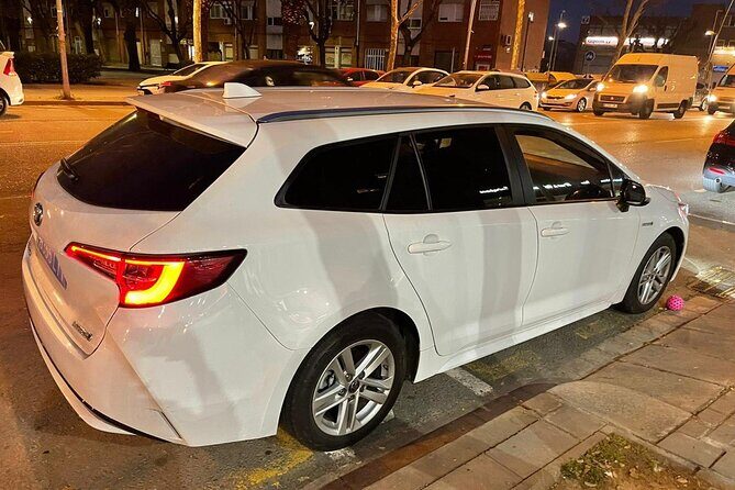 Private Transfer from Airport Barcelona to Sitges - Who Is This Tour Best For?