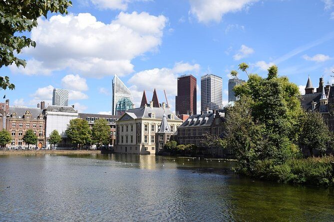 Private Transfer from AMS Amsterdam Schiphol Airport to The Hague - Key Points