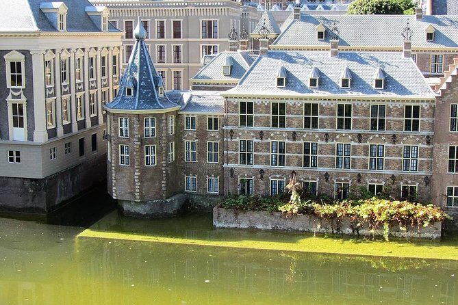 Private Transfer from AMS Amsterdam Schiphol Airport to The Hague - Why Choose This Private Transfer?