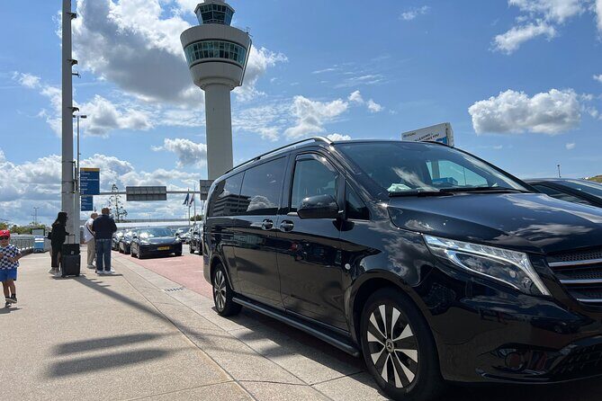 Private Transfer from Amsterdam Schiphol Airport to Amsterdam - A Smooth Start to Your Amsterdam Visit: Private Transfer from Schiphol Airport