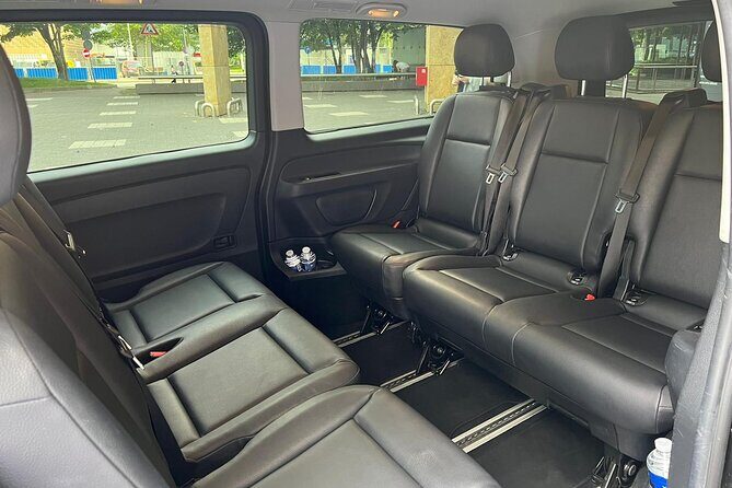 Private Transfer from Amsterdam Schiphol Airport to Amsterdam - Who Will Love This Service?