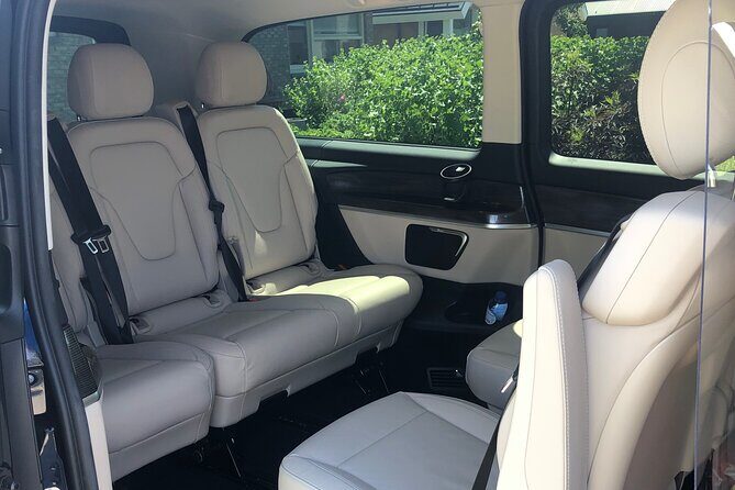 Private transfer from Amsterdam Schiphol (AMS) to Belgium - Detailed Review of the Private Transfer Experience