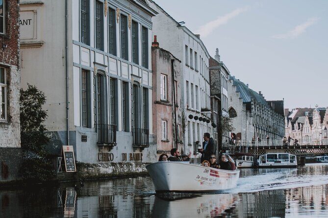 Private transfer from Amsterdam to Brussels, 2h stop in Utrecht - A Closer Look at the Experience