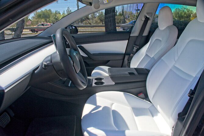 Private Transfer from Athens City to Athens Airport with Tesla - Key Points