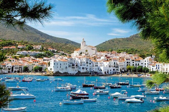 Private Transfer from Barcelona to Cadaqués/ Roses/ Ampuriabrava - An In-Depth Look at the Transfer Experience