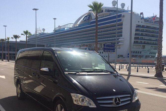 Private Transfer from Barcelona to the Port (or vice versa) - An In-Depth Look at the Private Transfer Experience
