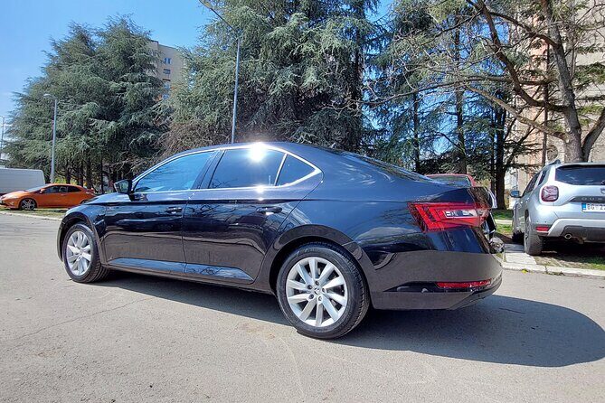 Private transfer from Belgrade or Belgrade Airport to Novi Sad - The Sum Up