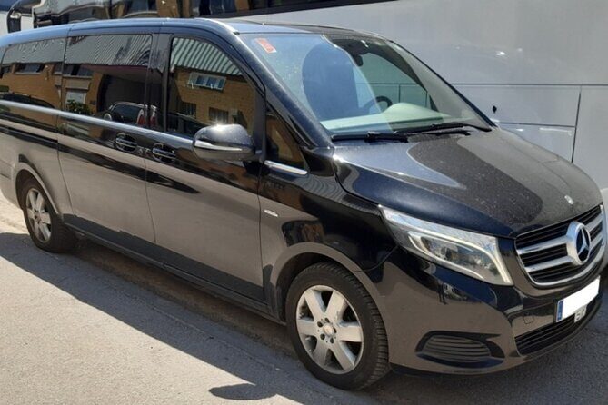 Private Transfer from Bilbao Airport to San Sebastian city - The Sum Up