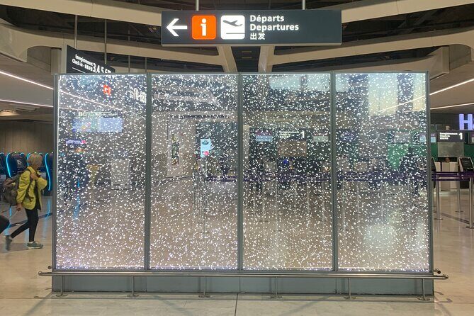 Private Transfer from CDG Airport to Paris - Vice Versa - One way - Real Traveler Insights