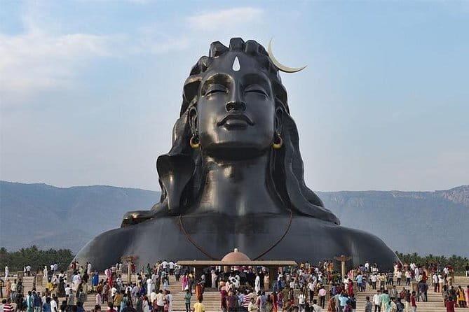 Private Transfer from Cochin to Isha Foundation Coimbatore - Key Points
