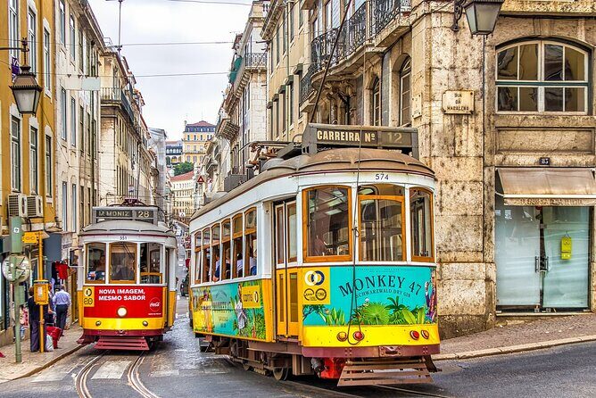 Private Transfer From Faro To Lisbon With a 2 Hour Stop - Who Should Consider This Tour?