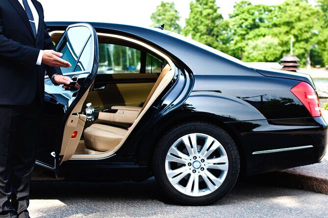 Private Transfer from Fiumicino Airport to Rome - The Experience in Detail